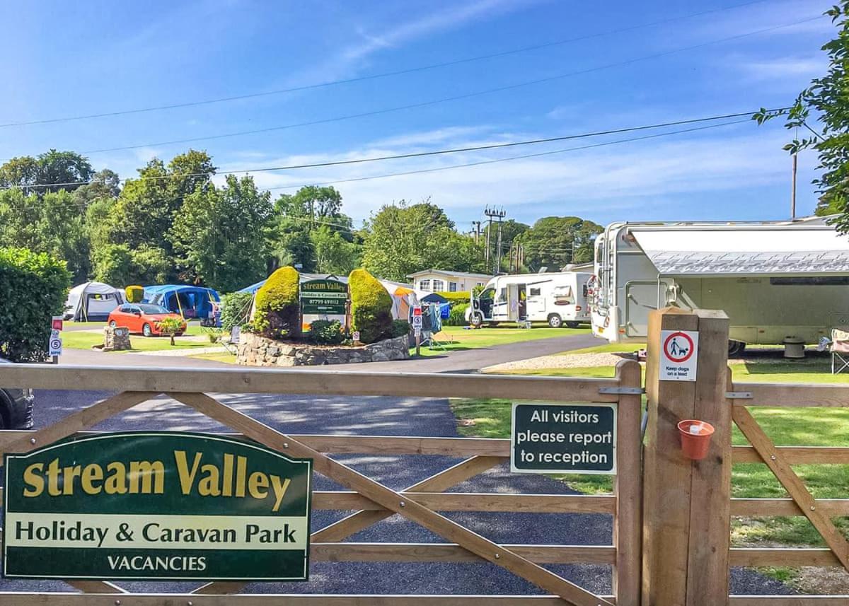 Stream Valley Holiday Park Penzance Exterior photo